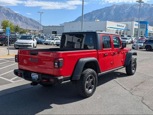Firecracker Red Clearcoat 2020 Jeep Gladiator Rubicon