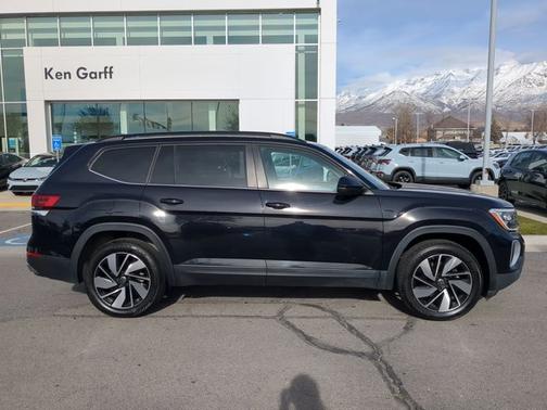 2024 Volkswagen Atlas 2.0T SE