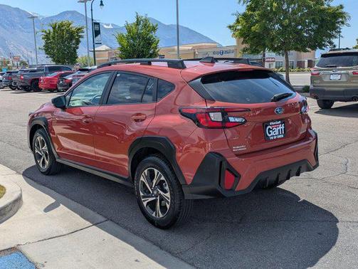 Sun Blaze Pearl 2025 Subaru Crosstrek Premium