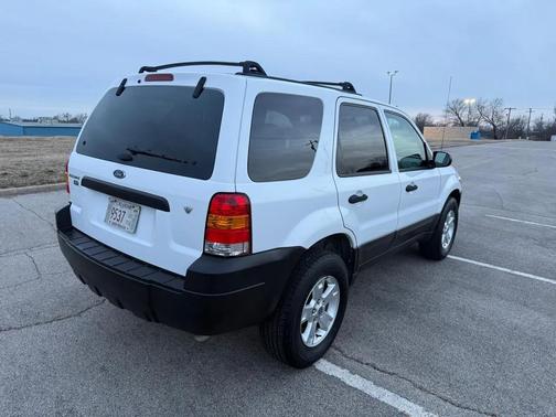2005 Ford Escape XLT
