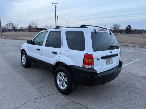 2005 Ford Escape XLT