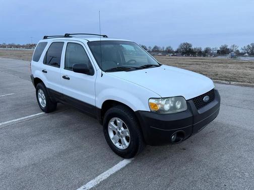 2005 Ford Escape XLT