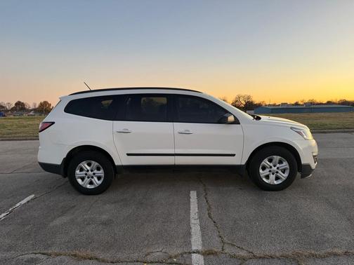 2014 Chevrolet Traverse LS