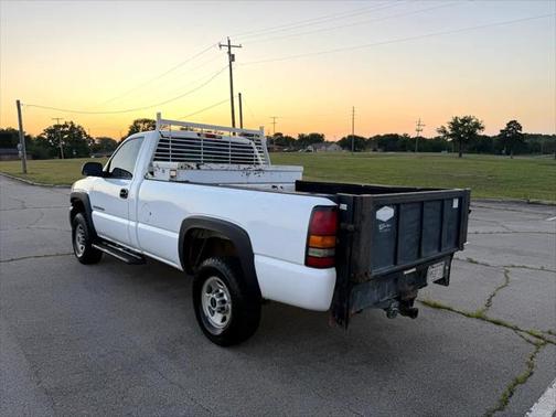 2005 GMC Sierra 2500 Work Truck
