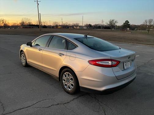 2014 Ford Fusion S