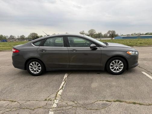 2015 Ford Fusion S