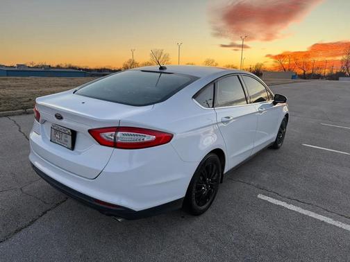 2014 Ford Fusion S