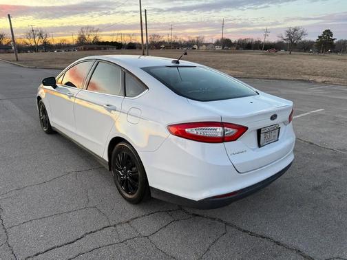 2014 Ford Fusion S