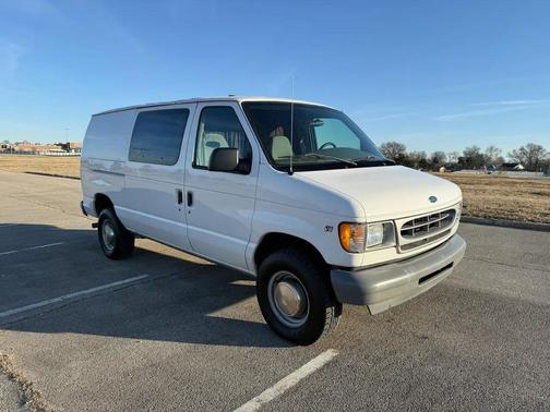 2002 Ford E350 Super Duty Base