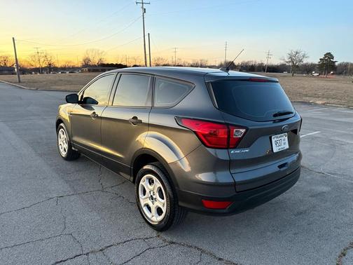 2019 Ford Escape S