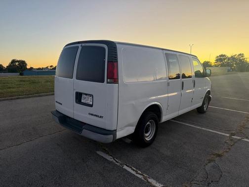 2002 Chevrolet Express 1500 Cargo