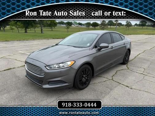 Gray 2014 Ford Fusion S