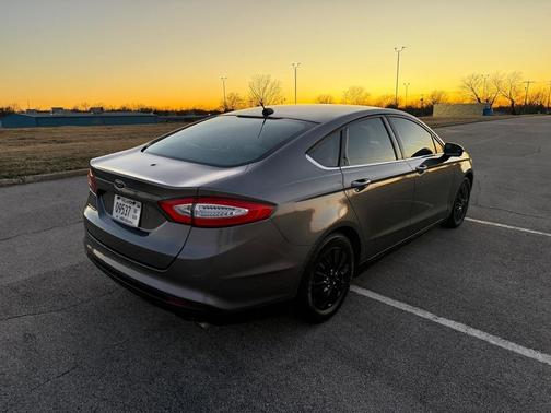 2014 Ford Fusion S