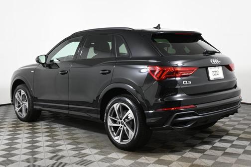 2025 Audi Q3 Premium 45 TFSI S line quattro Tiptronic