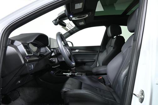 2025 Audi Q5 45 S line Premium Plus