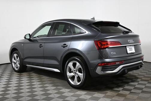 2023 Audi Q5 45 S line Premium