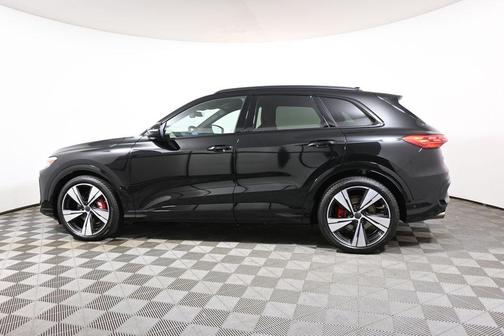 Mythos Black Metallic 2026 Audi SQ5 3.0T Premium Plus