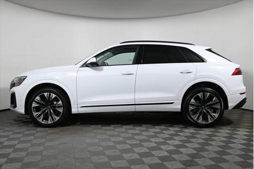 2025 Audi Q8 55 Premium Plus