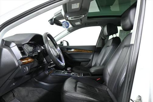 2018 Audi Q5 2.0T Premium Plus