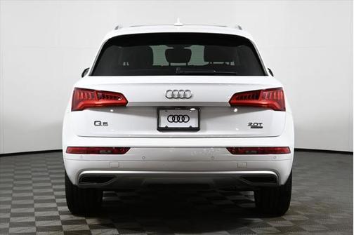 2018 Audi Q5 2.0T Premium Plus