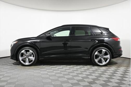 2025 Audi Q4 e-tron Premium Plus 55 quattro
