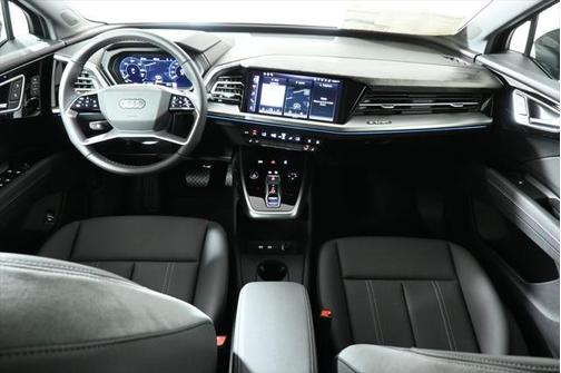 2025 Audi Q4 e-tron Premium Plus 55 quattro