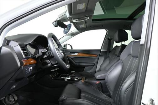 2023 Audi Q5 45 S line Prestige