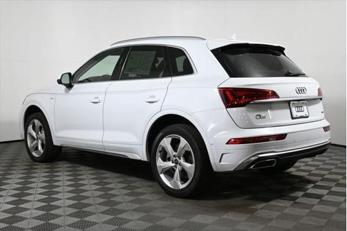 2023 Audi Q5 45 S line Prestige