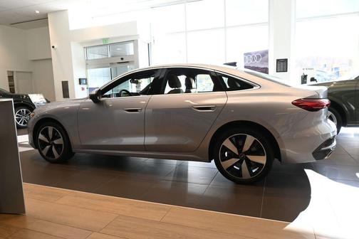 2025 Audi A5 Premium Plus TFSI quattro S tronic