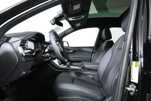 2026 Audi Q7 55 Premium Plus