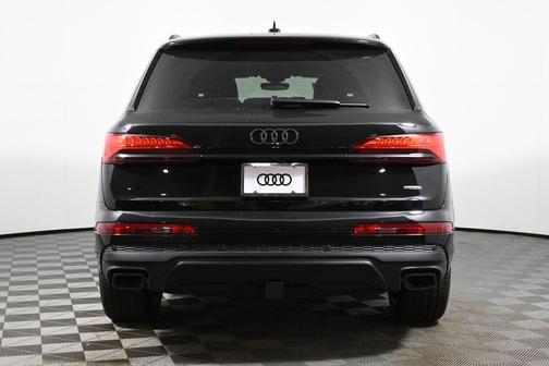 2026 Audi Q7 55 Premium Plus