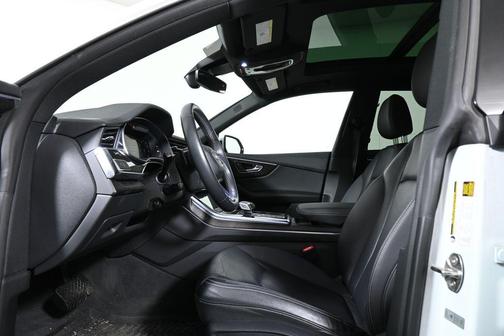 2021 Audi Q8 55 Premium Plus