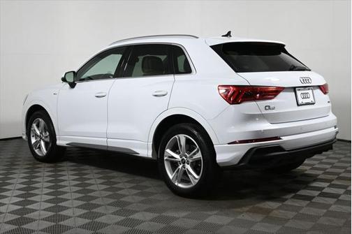2024 Audi Q3 45 S line Premium Plus