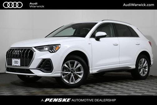2025 Audi Q3 Premium 45 TFSI S line quattro Tiptronic