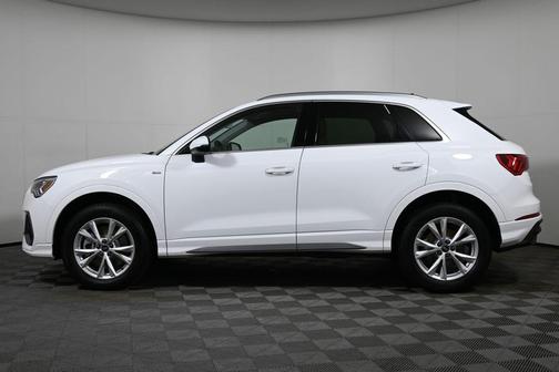 2025 Audi Q3 Premium 45 TFSI S line quattro Tiptronic