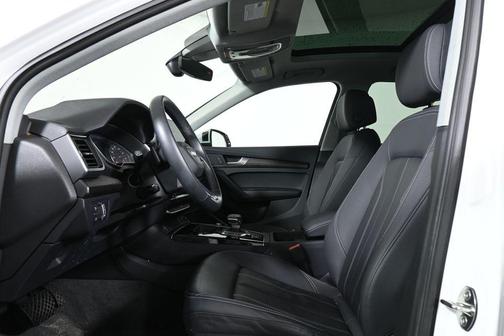 2023 Audi Q5 40 Premium