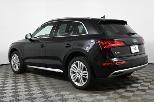 2020 Audi Q5 45 Premium Plus