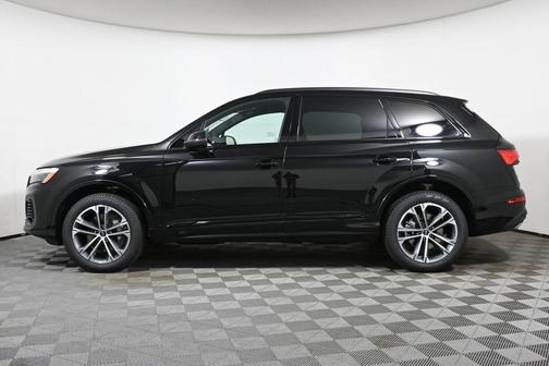 2026 Audi Q7 45 Premium