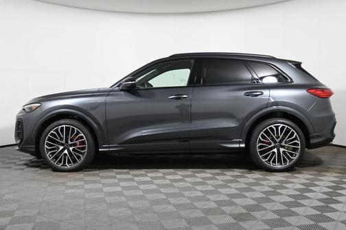 2025 Audi SQ5 3.0T Prestige