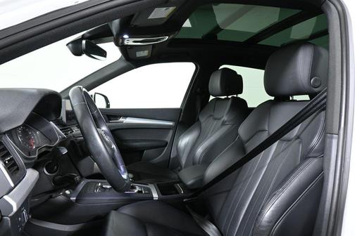 2020 Audi Q5 45 Premium