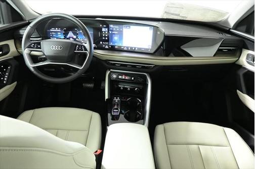 2025 Audi Q5 Premium