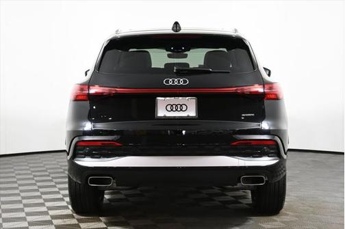 2025 Audi Q5 Premium