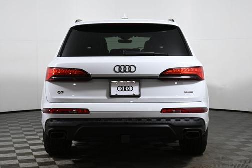 2026 Audi Q7 55 Premium Plus