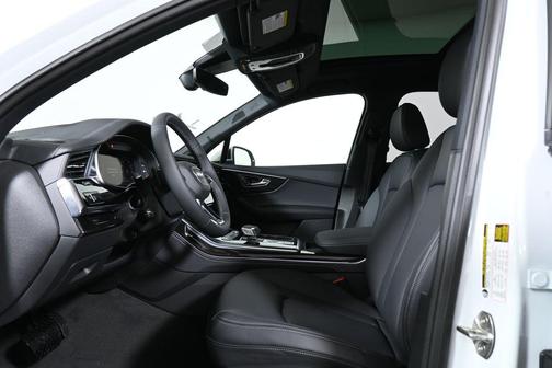 2026 Audi Q7 55 Premium Plus