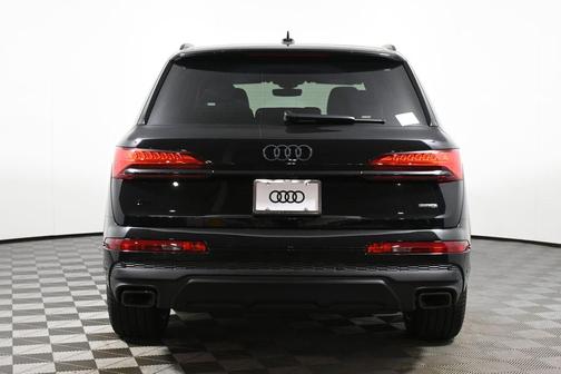 2026 Audi Q7 55 Premium Plus