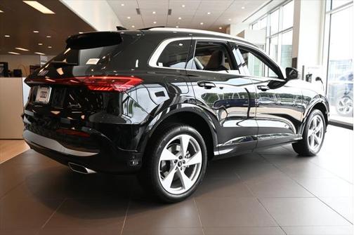 2025 Audi Q5 Premium Plus