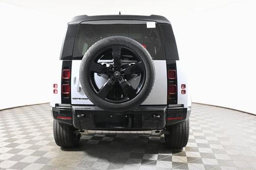 Silver Metallic 2024 Land Rover Defender 110 P400 X-Dynamic SE