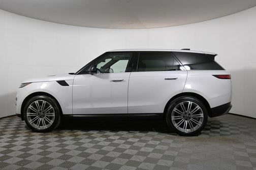 2024 Land Rover Range Rover Sport SE