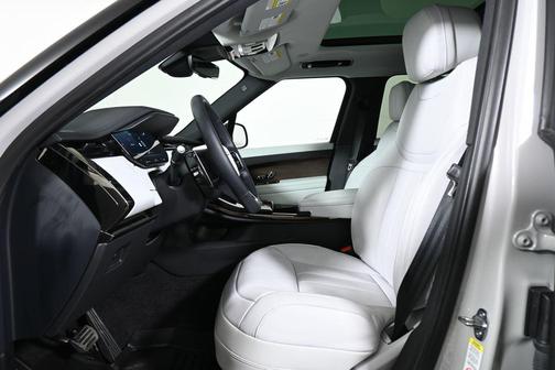 2024 Land Rover Range Rover Sport SE