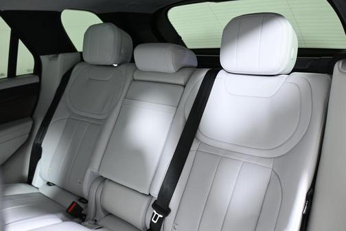 2024 Land Rover Range Rover Sport SE